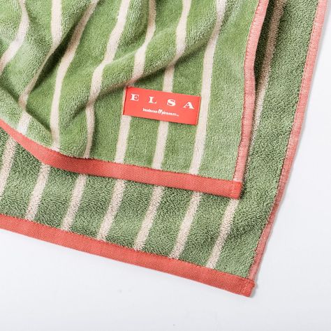 Hand loomed, the Beach Blanket has all the features you love from the Premium Beach Towels in an extra-large family friendly size. Our Beach Blankets are made from 100% Cotton fibers so they are fast drying, durable and breathable. They are generously sized at double the size of our Beach Towels at 68" x 68" (173cm x 173cm). Designed to be rolled up for easy transport and carried with an included Cotton and Leather carry strap, these beautiful Blankets also have a hole in the center so they can Laguna Beach House, Pillow Stack, Beach Blankets, Pillow Lounger, Commercial Umbrellas, Luxury Beach Towels, Cooler Tote Bag, Umbrella Shop, Beach Cabana