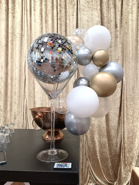 70s Party Centerpieces, Disco Centerpiece Ideas, Disco Theme Centerpieces, Disco Centerpieces 70s Party, Disco Ball Graduation Party, Disco Party Centerpiece Ideas, Disco Centerpiece, Disco Ball Centerpiece Ideas, Disco Centerpieces