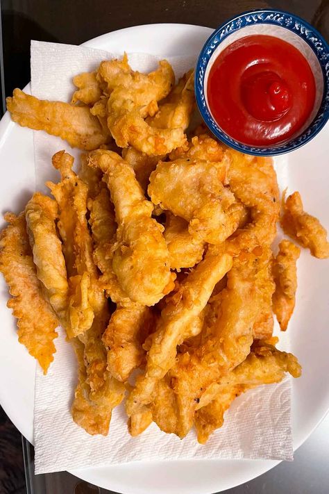 Easy Tempura Batter Chicken, Chinese Chicken Tenders, Deep Fried Chicken Recipe Easy, Crispy Tempura Batter Recipe, Tempura Fried Chicken, Fried Chicken Appetizers, Tempura Chicken Nuggets, Batter Recipe For Chicken, Tempura Chicken Tenders