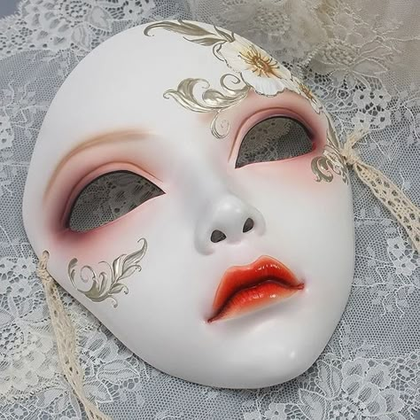 Masquerade Mask Full Face, Matching Cosplay, Face Mask Design Art, Chinese Mask, Painted Masks, Halloween Party Dress, Halloween Carnival Party, Theatre Masks, Ball Mask