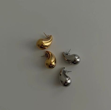 G O L D B A S I C S | ICONS | Instagram Water Drop Earrings, Multiple Ear Piercings, Silver Water, Silver Drop Earrings, Gold Drop Earrings, Water Drops, Water Drop, Pretty Jewellery, Ear Jewelry