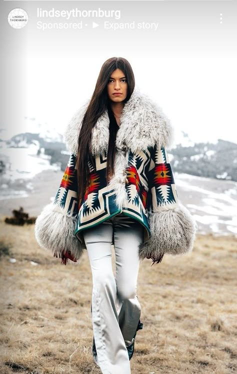 Native American Style Outfits, Classic Work Outfits, Classy Coat, Western Clothes, Fashion Everyday, Egyptian Style, Winter Boho, Future Outfit, Native American Fashion