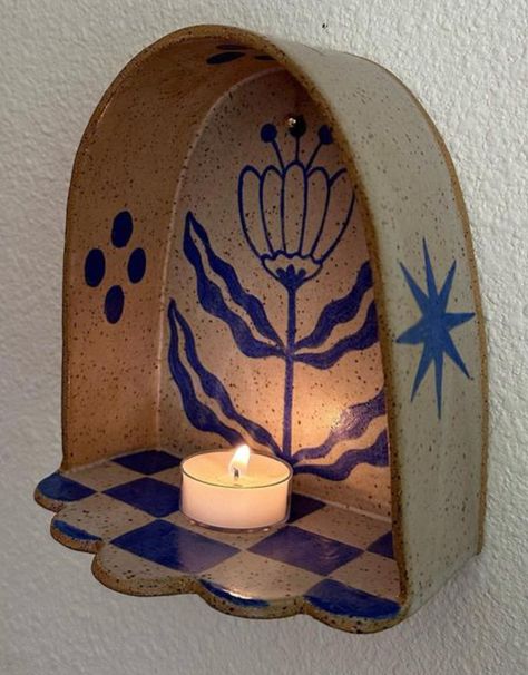 Ceramic Shrine Ideas, Air Dry Clay Altar, Candle Shrine, Clay Altar, Clay Jewelry Holder, Ceramic Altar, Shrines Art, Clay Candle, Ceramic Workshop