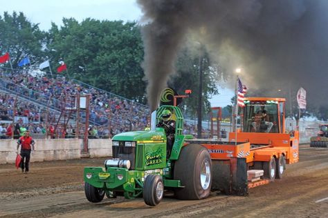 Family Vehicles, Tractor Pulls, Rolling Coal, Truck And Tractor Pull, Pulling Tractors, Truck Pulls, Tractor Pulling, Beaver Dam, Farm Photo