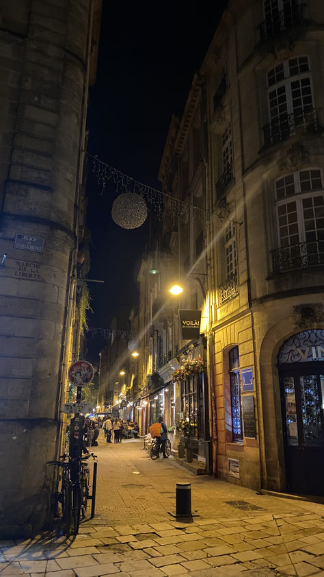 Streets of Bordeaux at night Paris Streets At Night, Bordeaux Aesthetic, Aesthetic Cities, France Night, Photo Tiktok, Europe Street, Pretty City, Fake Account, Insta Baddie