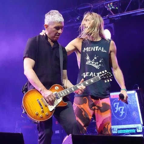 Pat Smear, Foo Fighters Nirvana, Taylor Hawkins, Foo Fighters, Fan Page, Nirvana, Happy Birthday, Instagram