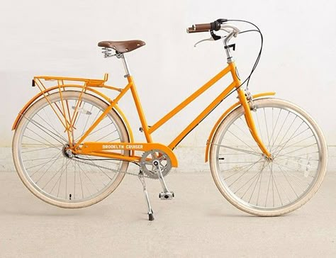 Willow Cruiser by Brooklyn Bicycle Co. Vintage Bicycles For Sale, Vintage Bicycle Decor, Cruiser Bike Accessories, Schwinn Vintage, Vw Minibus, Bici Retro, Bicycle Photography, Bicycle Decor, Bicycle Painting