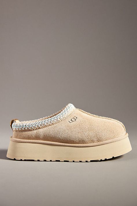 Tazz Platform Slippers Ugg Tazz Platform, Ugg Platform Slippers, Ugg Platform, Ugg Tazz, Champion Sneakers, Ugg Tasman Slippers, Cork Sandals, Badass Style, Ugg Slippers