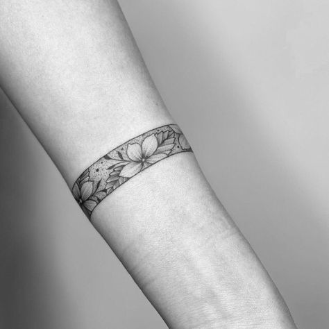 Leg Band Tattoos, Cybersigilism Tattoo, Armband Tattoos, Forearm Band Tattoos, Arm Bracelets Upper, Band Tattoo Designs, Armband Tattoo Design, Small Pretty Tattoos, Upper Arm Tattoos