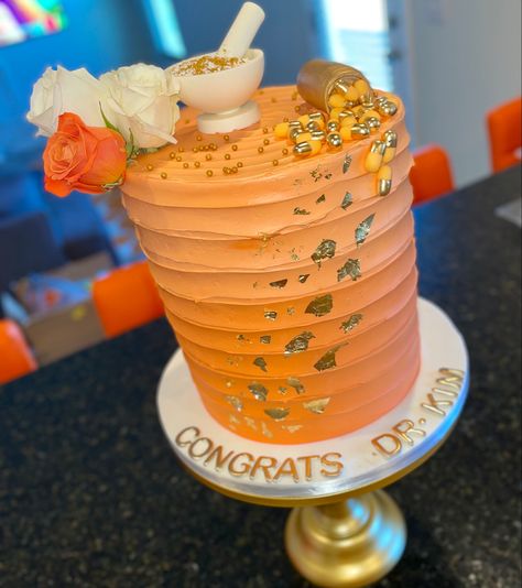 Pharmacy Graduation, Graduation Cake, Party Inspo, Graduation Cakes, Grad Party, Grad Parties, Pharmacy, Photo And Video, Instagram Photo