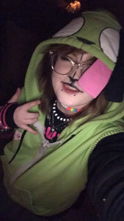 Gir Invader Zim Makeup, Invader Zim Gir Cosplay, Gir Invader Zim Cosplay, Gir Hoodie Scene, Invader Zim Outfit, Gir Cosplay Invader Zim, Invader Zim Costume, Invader Zim Cosplay, Zim Cosplay