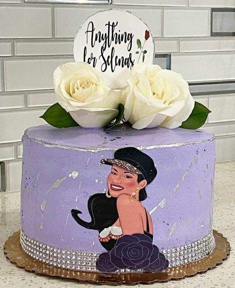 Selena Quintanilla Cake, Selena Birthday Party, Birthday Party Ideas Adult, Selena Party, Selena Boutique, Suzette Quintanilla, Selena Quintanilla Birthday, Singer Fashion, Selena Q