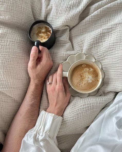 Coffee In Bed, Cream Aesthetic, Slow Life, How To Make Coffee, Beige Aesthetic, Happily Married, Instagram Filter, Slow Living, Married Life