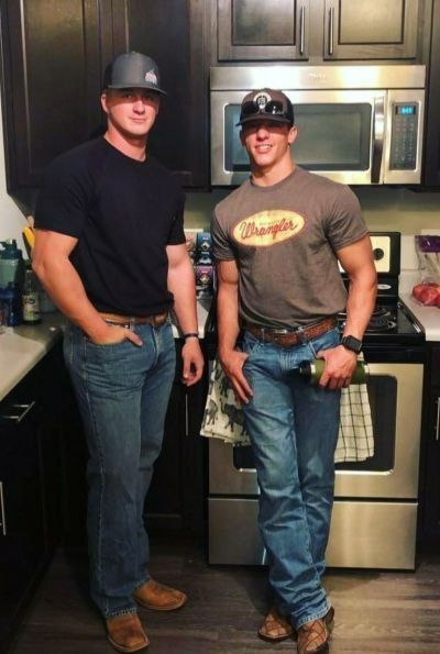 (99+) Smoking Hot Country Guys on Tumblr Fish Boots, Country Boy Outfits, Hot Cowboy, Gaming Bedroom, Country Guys, Tv Cars, Cute White Guys, Country Boy