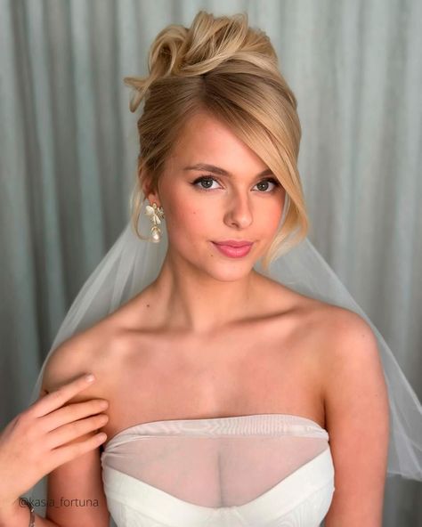 Wedding Hairstyles With Bangs ❤ We don’t see wedding hairstyles with bangs very often. Choose a fringe hairstyle to make your face look a bit sweeter and younger. #wedding #bride #weddingforward #weddinghairstyles #weddinghairstyleswithbangs Bridal Mother Hairstyle, Bridal Up Do With Veil High Bun, Bride Hairstyles Updo Elegant Wedding, Modern Hair Updo, Elegant Bridal Updo With Veil, Bridal Hair Updo With Veil, Wedding Hairstyles With Bangs, Bride Hairstyles Updo, Veil Updo