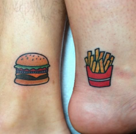 Burger Tattoo, Best Couple Tattoos, Matching Best Friend Tattoos, Food Tattoos, Small Tats, Bff Tattoos, Friendship Tattoos, Tatuaje A Color, Matching Tattoo