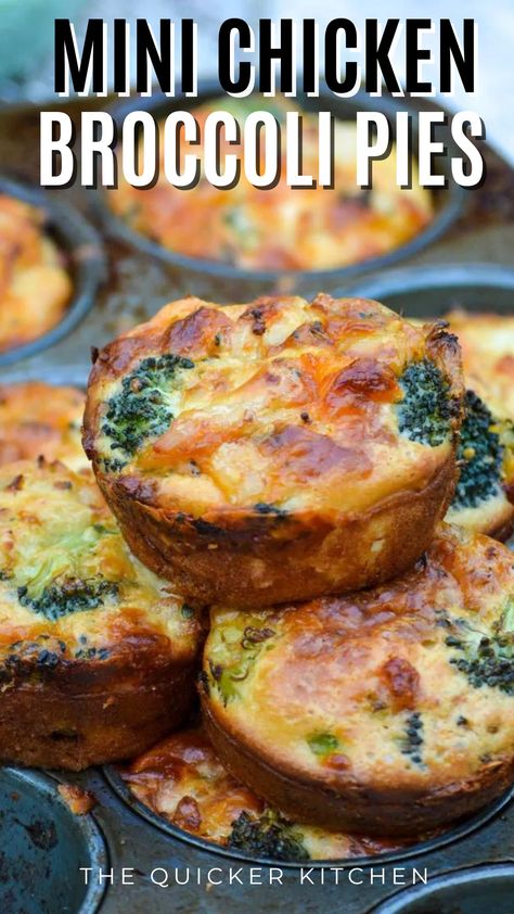 Broccoli Muffins, Savoury Muffin, Chicken Muffins, Baked Breakfast Casserole, Broccoli And Cheddar, Broccoli Cheddar Chicken, Chicken Broccoli Cheese, Cooking Whole Chicken, Muffins Recipes