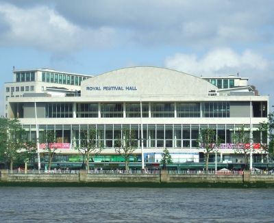 Royal Festival Hall, Southbank, London. Built in 1951 for the Festival of Britain. I saw Swan Lake there Globe Theater, Festival Hall, London Architecture, London History, South Bank, National Theatre, London Photos, South London, Vintage London