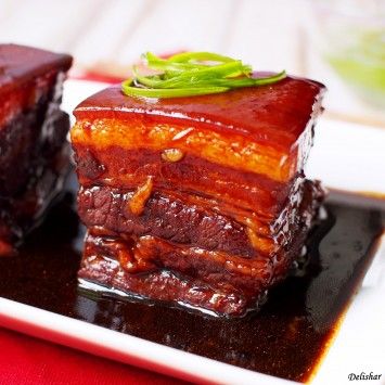 Dong Po Rou (Braised Pork Belly) | Delishar - Singapore Cooking Blog Pork Belly Slices, Rock Sugar, Braised Pork Belly, Pork Belly Recipes, Braised Pork, Chinese Dishes, Chinese Cooking, Cooking Recipe, Pork Dishes