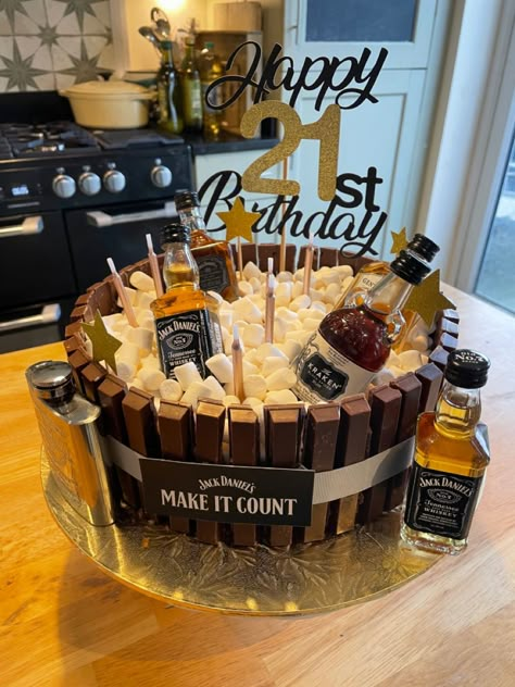 Man 21st Birthday Cake, Alcohol Inspired Cakes, 21st Cake Ideas For Guys, 21st Alcohol Cake, 21st Birthday Ideas For Guys Cake, Birthday Cake For 21 Year Old Guy, 21st Birthday Party Themes For Guys, 21st Birthday Cake With Alcohol Bottles, 18th Birthday Cake Men