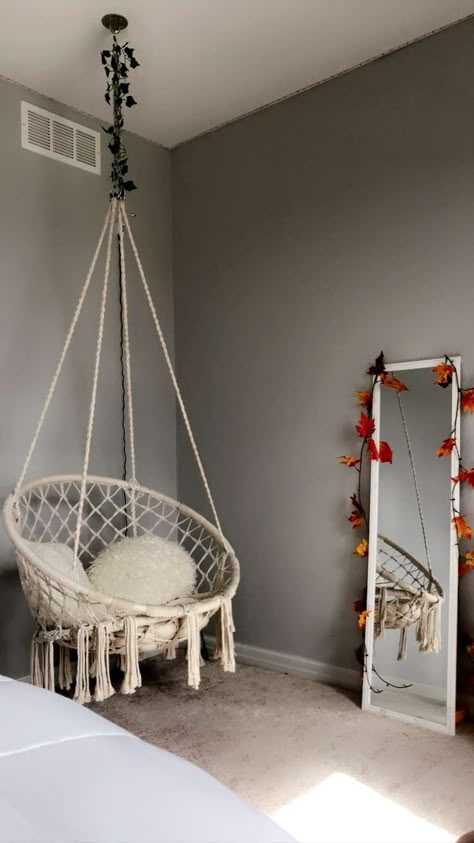 Hammock Chair Bedroom, Chair Hammock In Bedroom, Ceiling Chair Bedroom, Swinging Chair Bedroom, Floating Chair Bedroom, Hammocks In Bedrooms, Hanging Swing In Bedroom, Room Hammock Chair, Hanging Chair Aesthetic