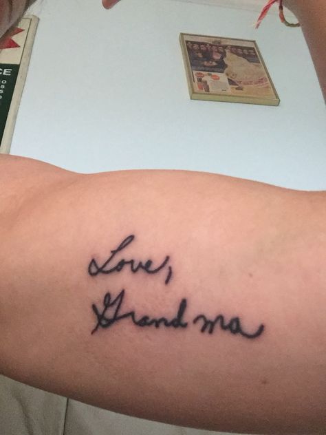 Tattoo Ideas For Great Grandma, Tattoo Tribute To Grandma, Tattoos From Grandparents Writing, Tattoos For Women Meaningful Grandma, Small Remembrance Tattoos Simple Grandma, Tattoo Ideas About Grandma, Small Tattoos For Grandma, Grandparents Signature Tattoo, Tattoo Idea Grandma