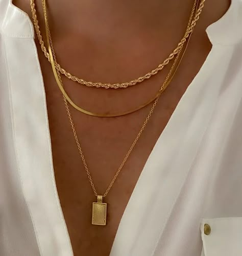 Necklace Set Gold, Gold Necklace, Gold Necklace, Dainty Necklace, Layering Necklace, Jewelry Gift for Her, Sun Necklace, Sunburst, Set - Etsy Necklace Stacks, Gold Necklace Dainty, Necklace Set Gold, Necklace Stack, Sun Necklace, Stacked Necklaces, Necklace Layering, Gold Necklace Set, Classy Jewelry