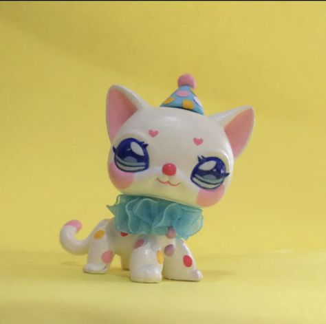 Clown Kitty, Lps Baby, Lps Drawings, Lps Popular, Lps Cats, Lps Custom, Lps Customs, Custom Lps, Lps Toys