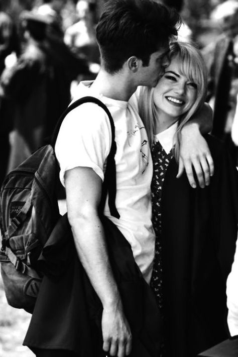 Andrew And Emma Stone, Peter And Gwen Stacy, Peter And Gwen Wallpaper, Spiderman And Gwen Stacy, Gwen Stacy And Peter Parker, Peter Parker And Gwen Stacy, Andrew Garfield Peter Parker, Spiderman Andrew Garfield, Spiderman And Gwen