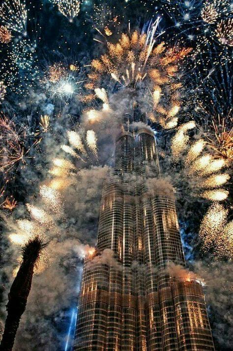 New Years. Kuala Lumpar. الإمارات العربية المتحدة, Fireworks Photography, Khalifa Dubai, Light Up The Night, The Night Sky, Libya, Burj Khalifa, Metropolis, Kuwait