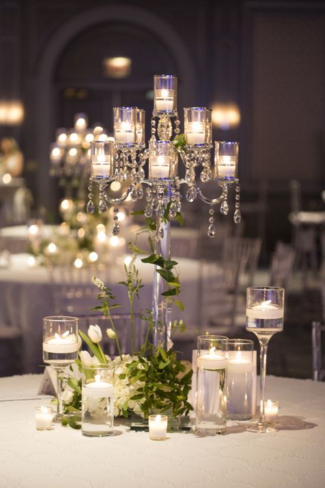 Candlelit Wedding Centerpieces, Chandelier Wedding Centerpieces, Royal Wedding Centerpiece Ideas, Table Chandelier Centerpiece, Chandelier Centerpiece Wedding, Candelabra Centerpieces, Royal Centerpiece Ideas, Candelabras Wedding Centerpieces, Wedding Centre Piece Ideas