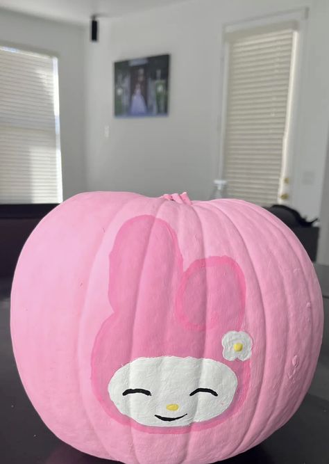 Mimi Pumpkin Painting, My Melody Pumpkin Painting, Pumping Painting Ideas Cute, Pumpkin Painting Baby Ideas, Strawberry Shortcake Pumpkin Painting, Pink Pumpkin Ideas Painting, Pumpkin Painting Ideas Matching, Pumkin Paintings Idea Cute Pink, Strawberry Pumpkin Painting