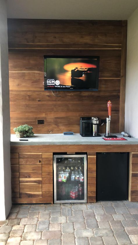 Outdoor Hutch Bar, Outdoor Wall Bar Cabinet, Diy Outdoor Bar With Mini Fridge, Outdoor Tv Bar Area, Patio Refrigerator Outdoor, Outdoor Bar With Fridge, Outdoor Kegerator Ideas, Outside Cabinets Ideas, Outside Fridge Ideas