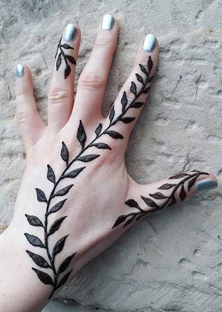 Henna Easy, Henna Tattoo Foot, Henna Hand Designs, Easy Tattoos, Small Henna Designs, Henne Tattoo, Cute Henna Designs, Cute Henna Tattoos, Small Henna