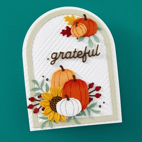 Spellbinders - Fall Florals *LIMITED EDITION* Die Set Spellbinders Thanksgiving Cards, Thanksgiving Card Ideas Handmade, Diy Thanksgiving Cards, Paper Card Design, Thanksgiving Cards Handmade, Frank Garcia, Autumn Cards, Thanksgiving Inspiration, Handmade Thank You Cards