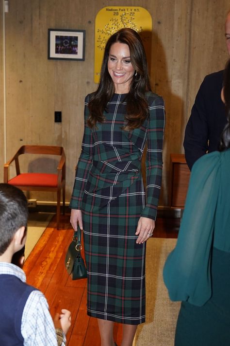 The Prince And Princess Of Wales Visit Boston - Day 1 Kate Middleton Stil, Duchesse Kate, Princesse Kate Middleton, Princess Of Wales Style, Looks Kate Middleton, William E Kate, Burberry Dress, Kate Dress, Kate Middleton Outfits