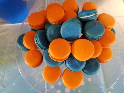 Orange And Blue Macarons, Blue Macarons, Gender Reveal Food, Photo Walls Bedroom, Photo Walls, Delaware State, Wedding Sweets, Baby Birthday Cakes, Finding Dory