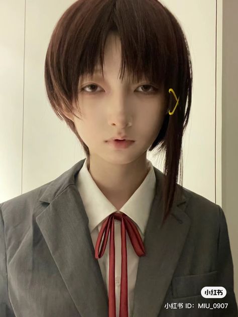 lain cosplay Lain Iwakura Haircut, Lain Iwakura Cosplay, Lain Haircut, Lain Drawing, Lain Cosplay, Pretty Fish, Cosplay Characters, Art Poses, Drawing People