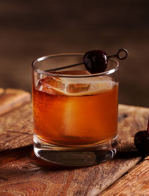 New Fashioned Cocktail | Recipe | Knob Creek® Manhatten Cocktail, Perfect Manhattan Cocktail, Bourbon Mixed Drinks, Old Fashion Drink Recipe, Bourbon Drinks Recipes, Manhattan Drink, Manhattan Cocktail Recipe, Manhattan Recipe, Bourbon Cocktail Recipe