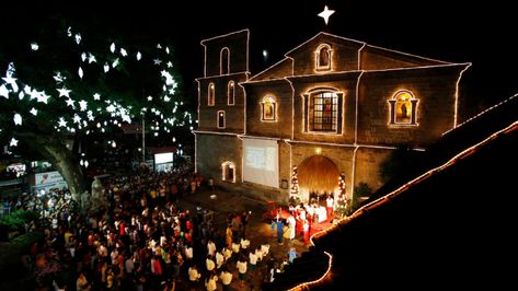 Many celebrate the Nativity—and the New Year—in festive, sometimes whimsical, ways. Simbang Gabi Aesthetic, Filipino Style Spaghetti, Simbang Gabi, Christmas In The Philippines, Filipino Style, American Holiday, Historical People, Kings Day, Three Kings