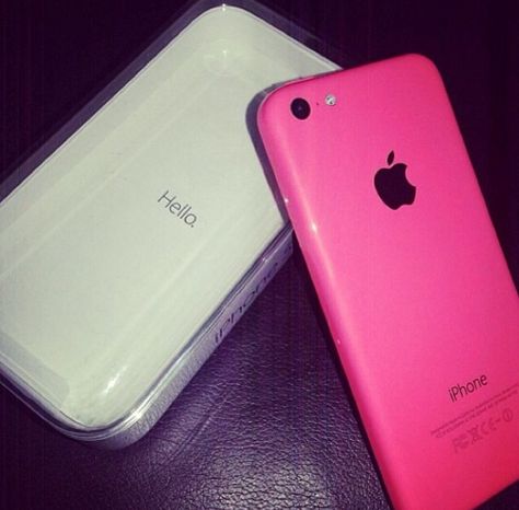 The pink iPhone 5c is definitely on my Christmas list! So pretty! Iphone 5c Aesthetic, 2015 Nostalgia, Y2k Tech, Tumblr Girly Aesthetic 2013, Summer Tumblr, Pink Tumblr Aesthetic, Iphone Obsession, Pink Cases, Christmas 2014