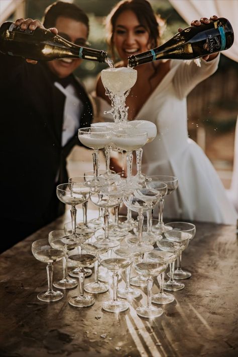 Old Hollywood Glam Wedding, Champagne Tower Wedding, Rehearsal Dinner Inspiration, Hollywood Glam Wedding, Wedding Bubbles, Wedding Champagne, Wedding After Party, Champagne Tower, Cabo Weddings