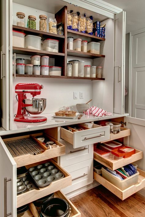 Desain Pantry Dapur, Desain Pantry, Organized Kitchen, Kabinet Dapur, Kitchen Pantry Design, Diy Kitchen Storage, Galley Kitchen, Butler's Pantry, Pantry Design