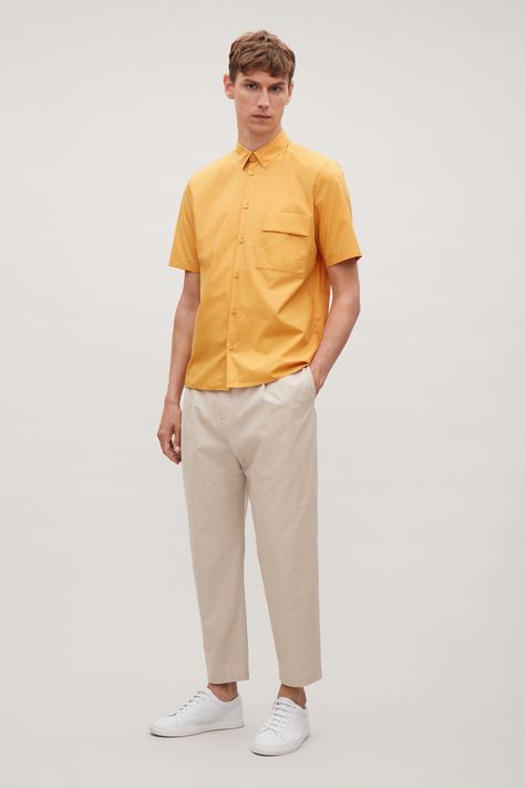 Yellow Top Outfit Men, Mustard Yellow Outfit Men, Yellow Tshirt Outfits For Men, Mustard Shirt Outfit, Outfit Inspirations Men, Tee Outfit Men, Graphic Tee Outfit Men, Dora Costume, Yellow Shirt Men