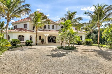 Dominican Republic Mansion, Dominican Republic Houses, Punta Cana Resort, Classic House Exterior, Dr House, Casas Coloniales, Luxury Retreats, Mansions Luxury, Mansions Homes