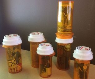 Reuse Pill Bottles, Medicine Bottle Crafts, Pill Bottle Crafts, Prescription Bottle, Reuse Containers, Pill Bottle, Medicine Bottle, Smoothie Detox, Pill Bottles