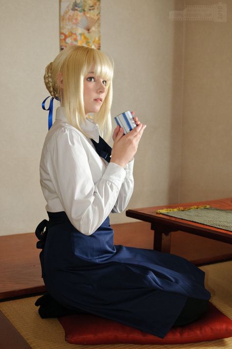 Saber Casual - Fate/Stay Night (Cosplayer - Maridah) Saber Cosplay, Tokyo Otaku Mode, Amazing Cosplay, Stay Night, Fate Stay Night, Best Cosplay, Cosplay Outfits, Drinking Tea, League Of Legends