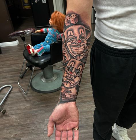 Chucky Arm Tattoos, Tattoos With Red Ink Men, Quarter Arm Sleeve Tattoo For Women, Laugh Now Cry Later Sleeve, Clown Tattoo Sleeve, Joker Tatoos Ideas, Gangster Tattoos Designs For Men, Mexican Gangster Tattoos, Card Tattoos For Men