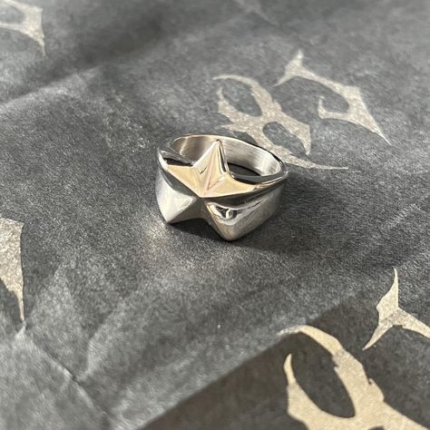 Look what I just found on Depop 🙌 https://depop.app.link/vuD5cYCT9xb Hard Jewelry Brand, Hard Jewelry, Fancy Accessories, Fandom Drawing, English Memes, Funky Jewelry, Jewelry Brand, New Star, Star Ring