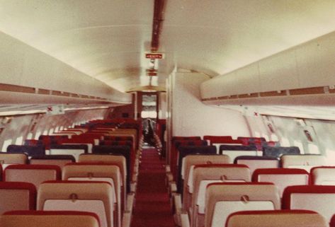 Allegheny Airlines 727-100 Airline Interiors, Commercial Airplane, Piedmont Airlines, Airplane Interior, Us Airways, Aircraft Images, Vintage Airline, New Jet, Aircraft Interiors